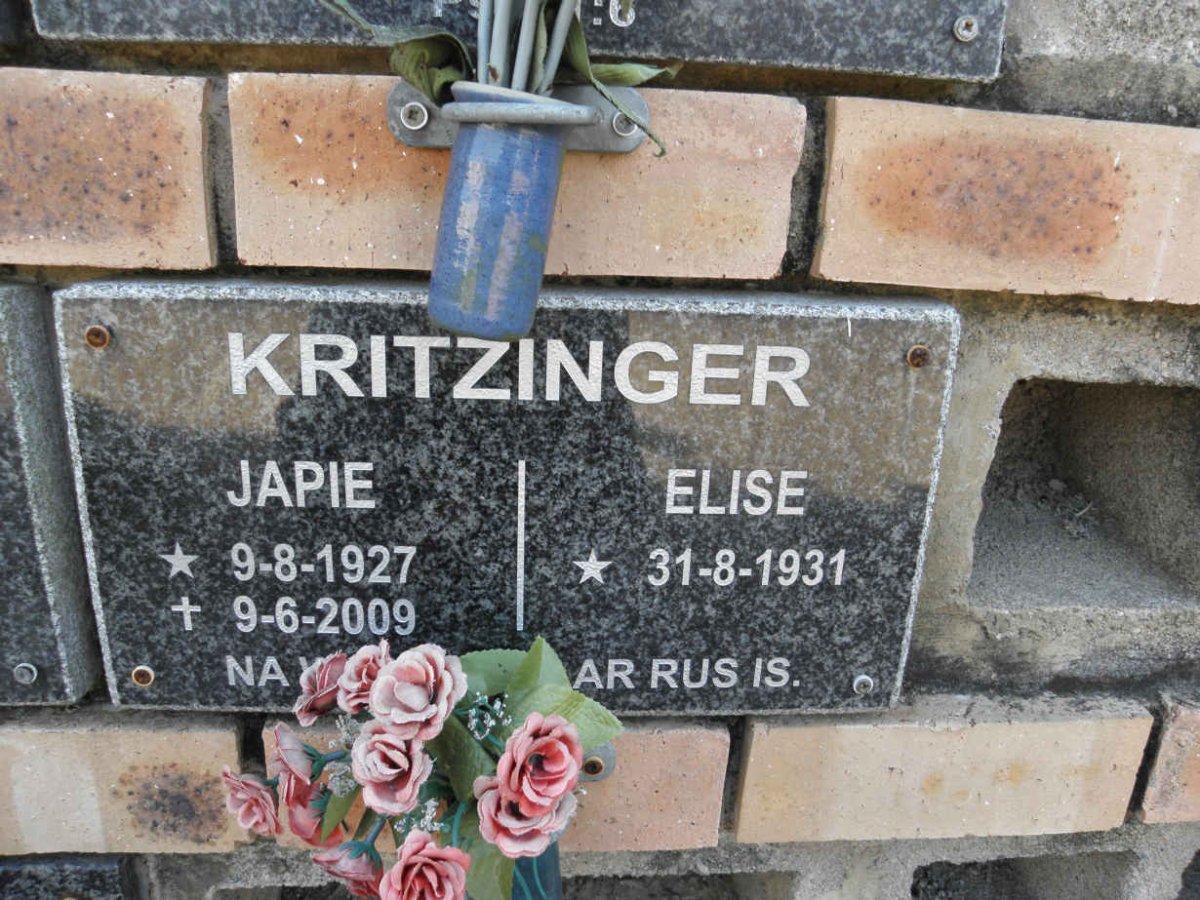 KRITZINGER Japie 1927-2009 &amp; Elise 1931-
