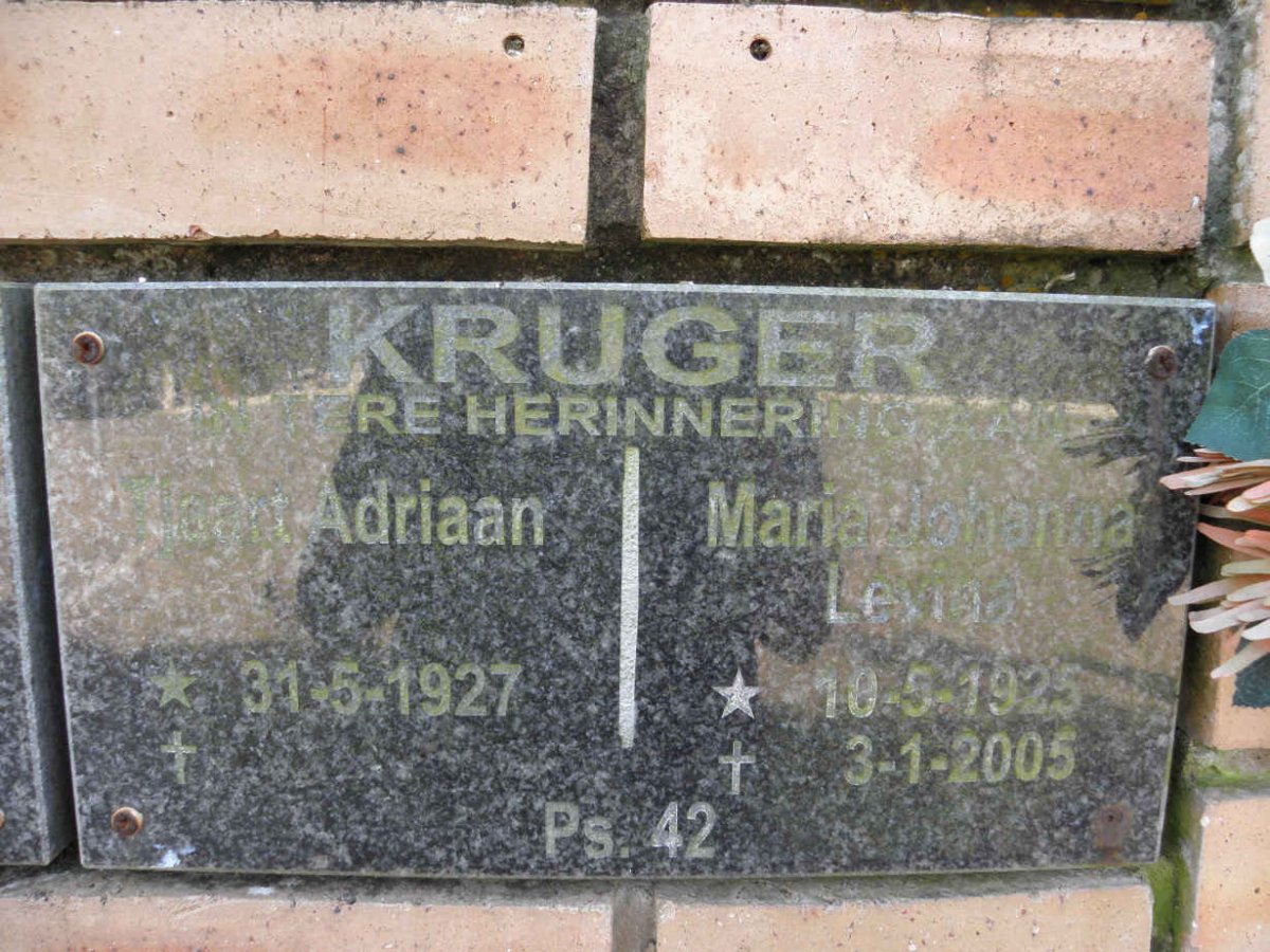 KRUGER Tjaart Adriaan 1927- &amp; Maria Johanna Levina CELLIERS 1925-2005