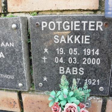 P - Vanne :: Surnames - P