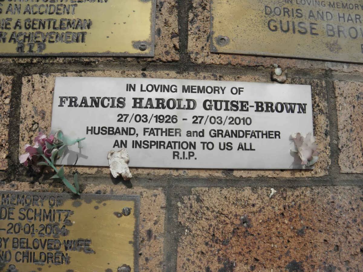 BROWN Francis Harold, GUISE 1926-2010