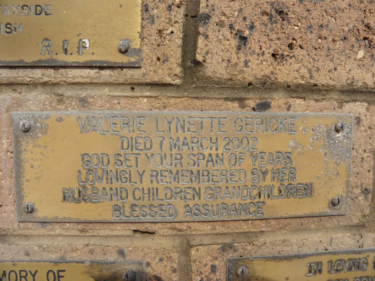 GERICKE Valerie Lynette -2002