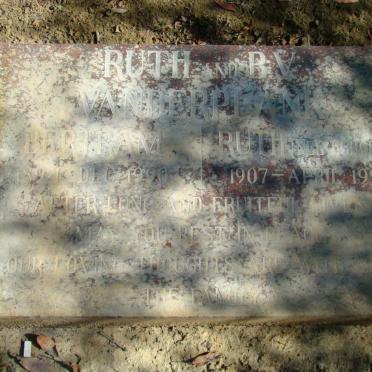 PLANK Bertram V., van der 1894-1990 &amp; Ruth 1907-1991