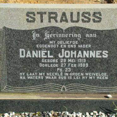 STRAUSS Daniël Johannes 1919-1989