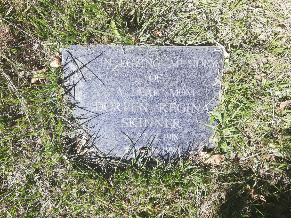 SKINNER Doreen Regina 1918-1994
