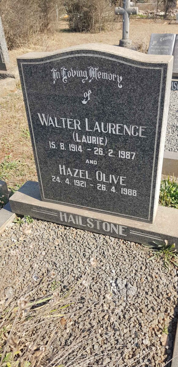 HAILSTONE Walter Laurence 1914-1987 &amp; Hazel Olive 1921-1988