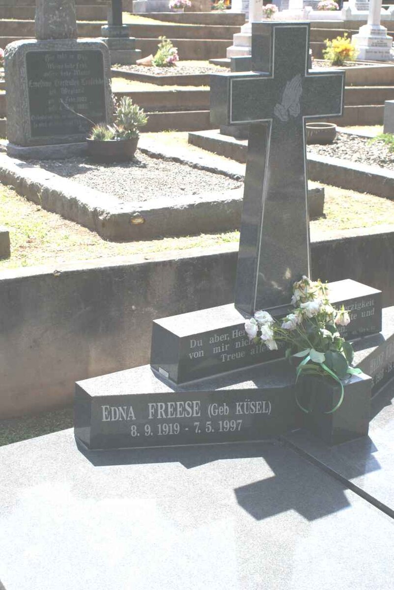 FREESE Edna nee KUSEL 1919-1997