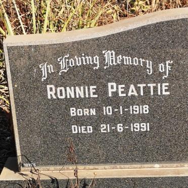 PEATTIE Ronnie 1918-1991