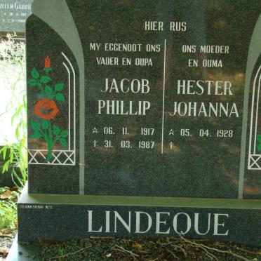 LINDEQUE Jacob Phillip 1917-1987 &amp; Hester Johanna 1928-