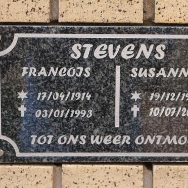 STEVENS Francois 1914-1993 &amp; Susanna A. 1923-2010