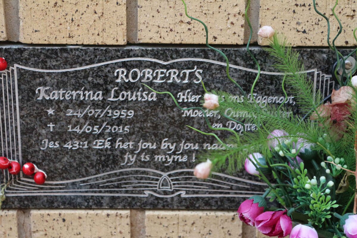 ROBERTS Katerina Louisa 1959-2015