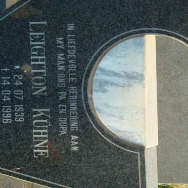 KUHN Leighton 1939-1996