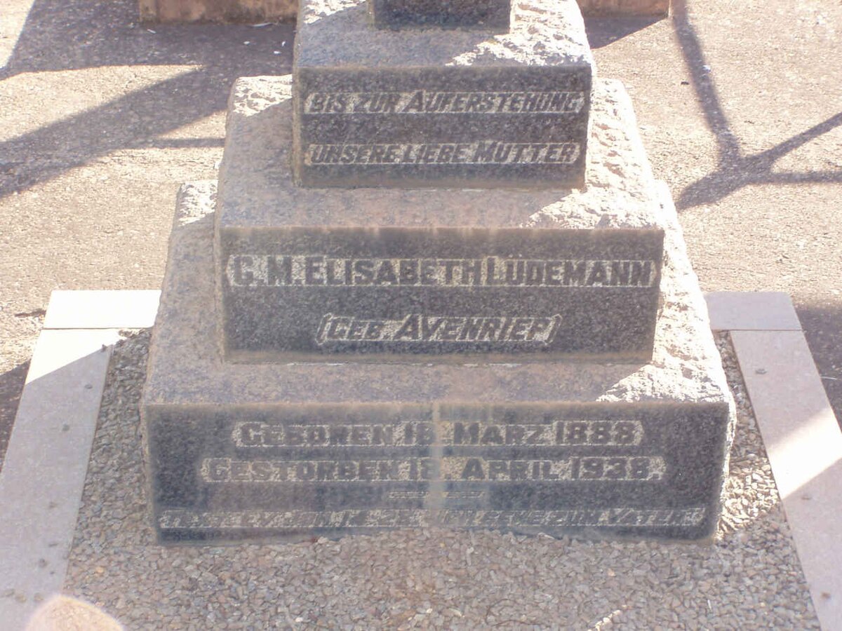 LUDEMANN C.M. Elisabeth nee AVENRIEP 1888-1938