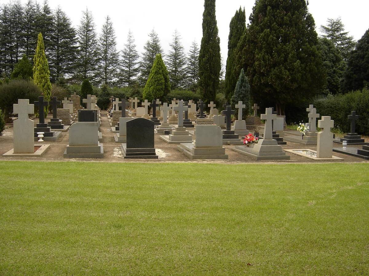 4. Braunschweig Cemetery 