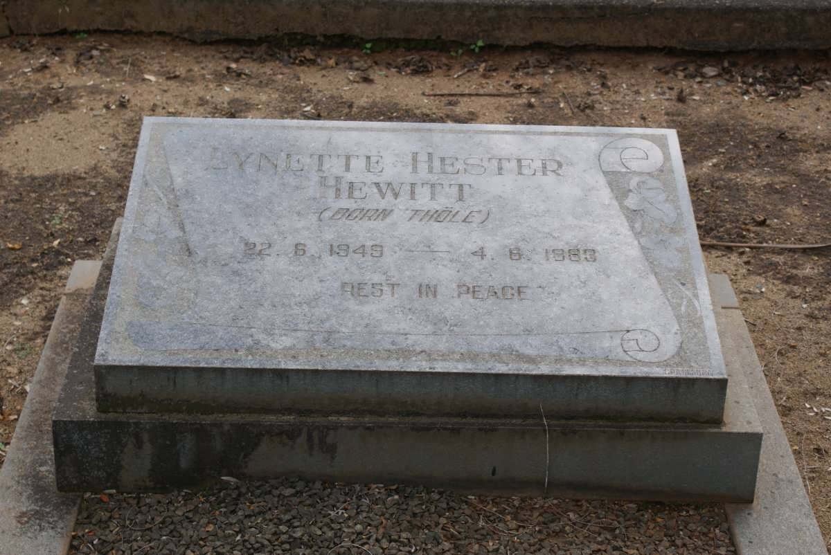 HEWITT Lynette Hester nee THÖLE 1949-1983