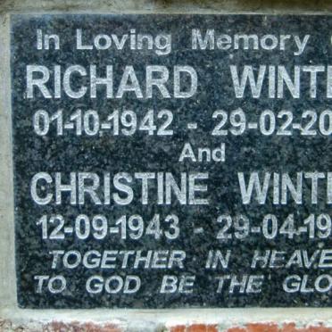 WINTER Richard 1942-2000 &amp; Christine 1943-1990