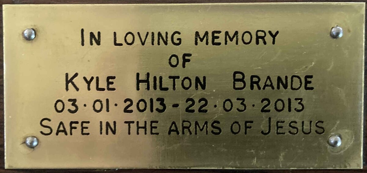 BRANDE Kyle Hilton 2013-2013