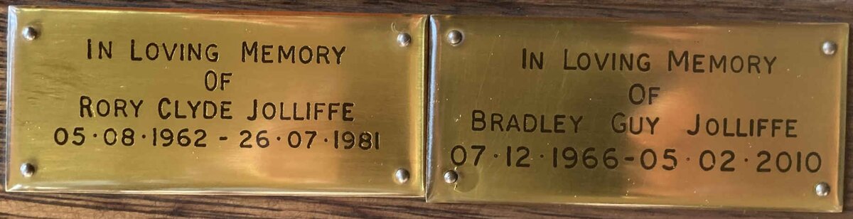 JOLLIFFE Rory Clyde 1962-1981 :: JOLLIFFE Bradley Guy 1966-2010