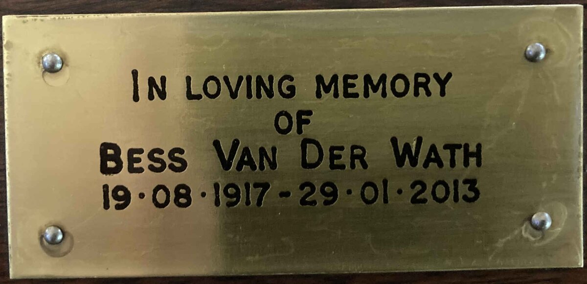 WATH Bess, van der 1917-2013