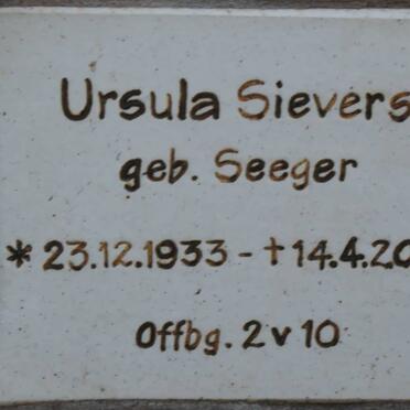 SIEVERS Ursula nee SEEGER 1933-2003