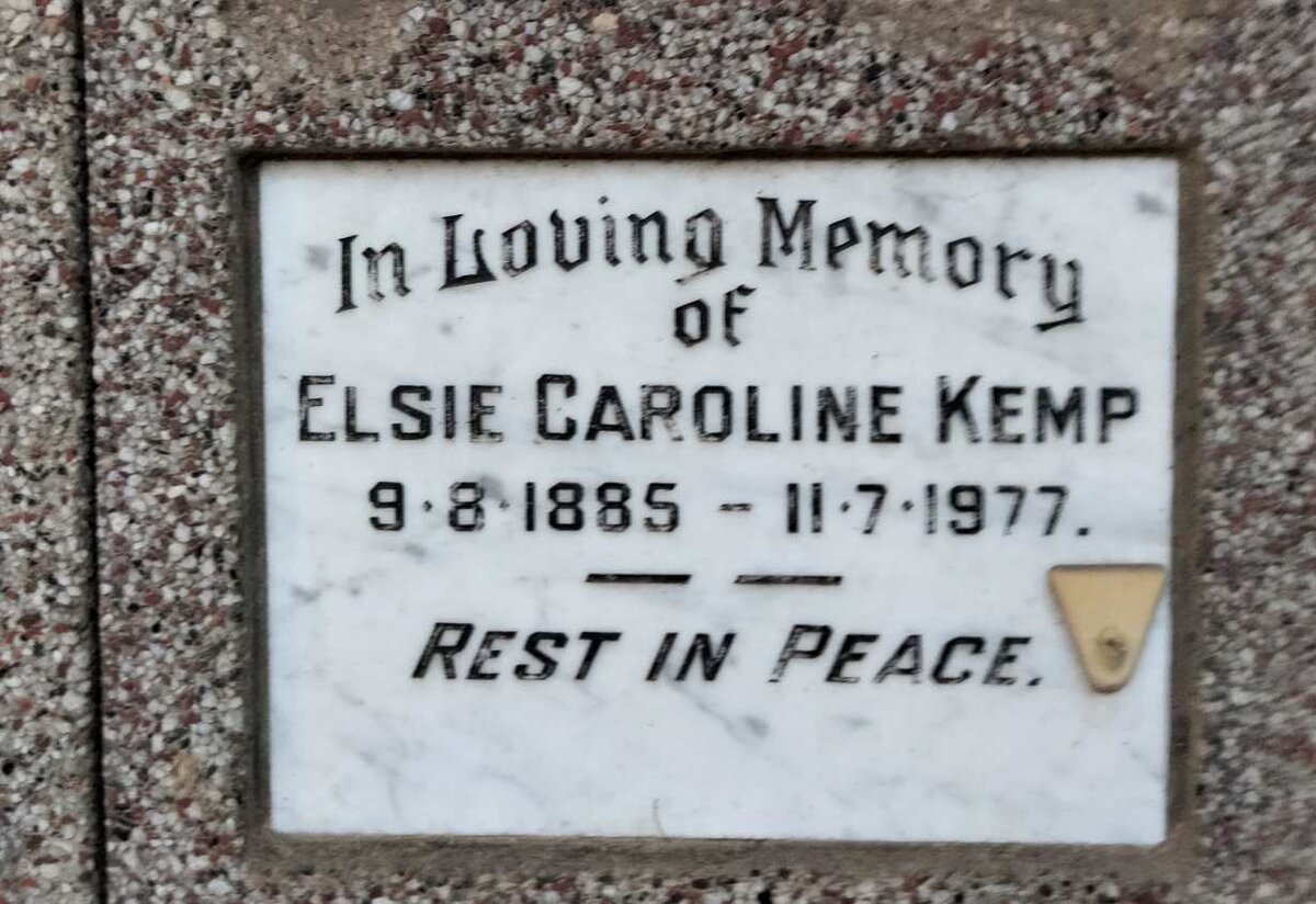 KEMP Elsie Caroline 1885-1977