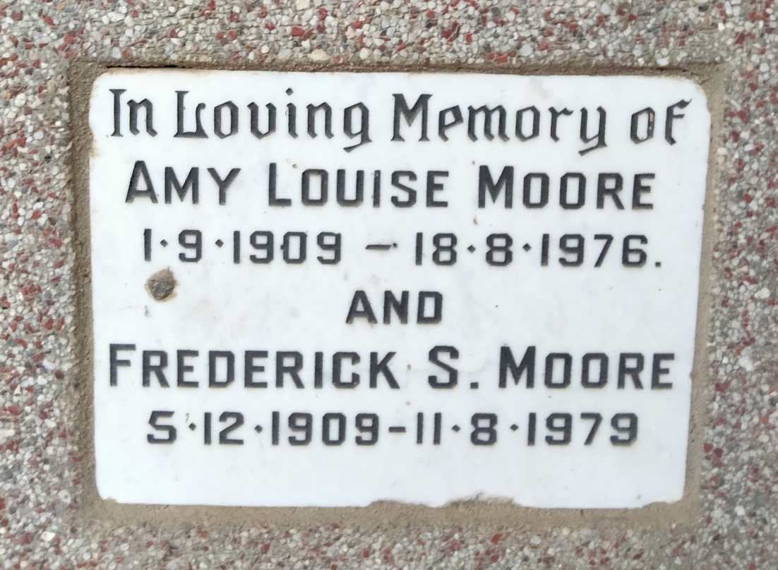 MOORE Frederick S. 1909-1979 & Amy Louise 1909-1976