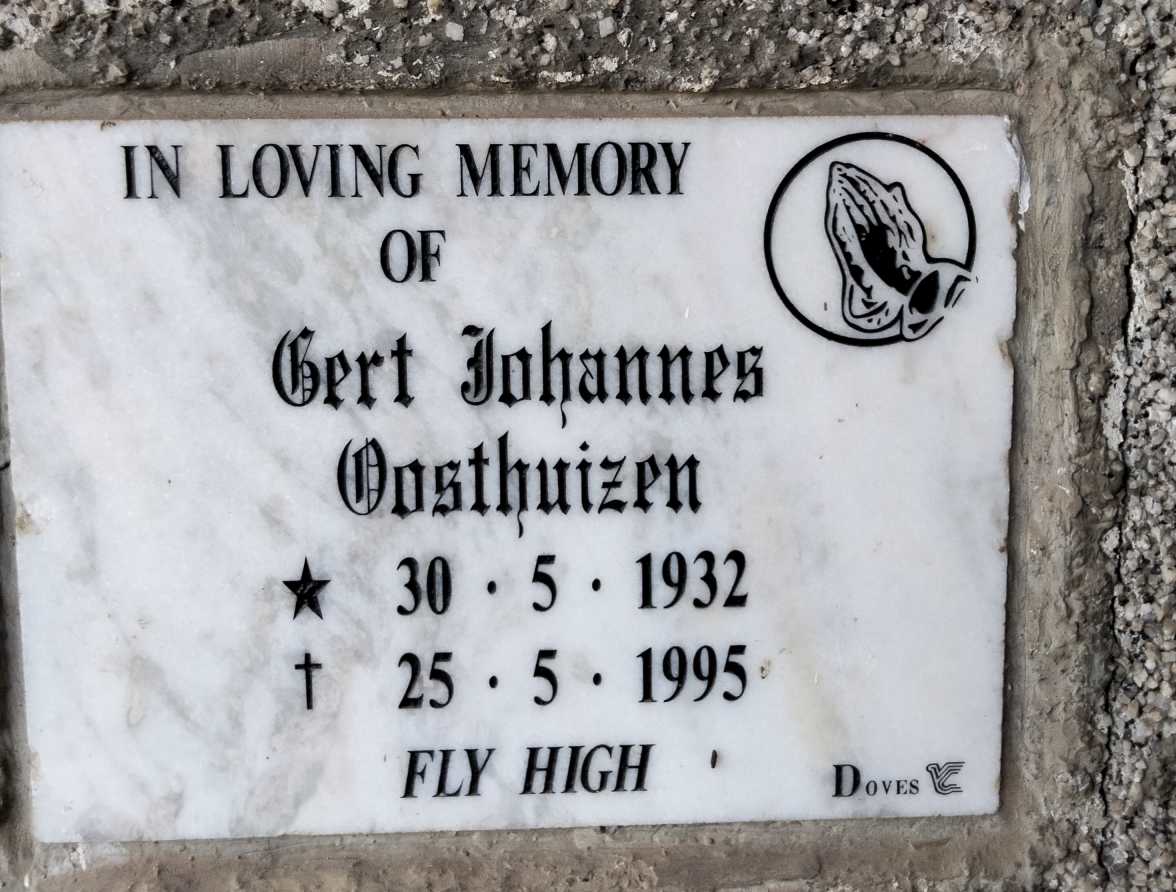 OOSTHUIZEN Gert Johannes 1932-1995