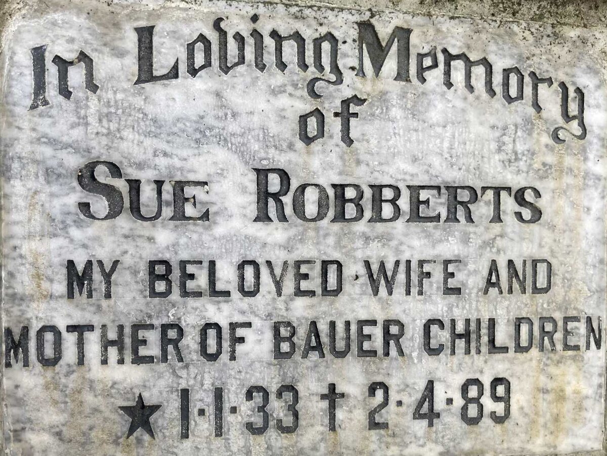 ROBBERTS Sue 1933-1989
