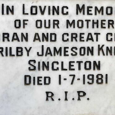 SINGLETON Trilby Jameson Knight -1981