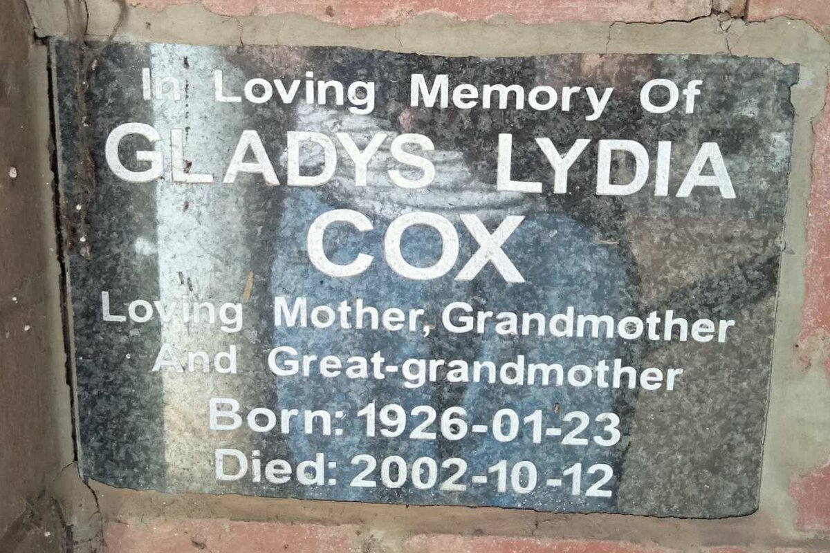 COX Gladys Lydia 1926-2002