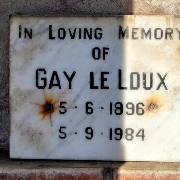 LOUX Gay, le 1896-1984