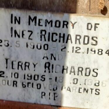 RICHARDS Terry 1905-1986 & Inez 1900-1984