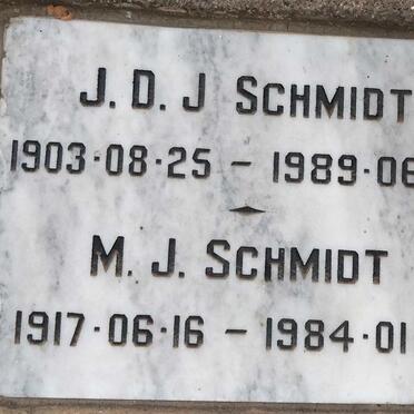 SCHMIDT J.D.J. 1903-1989 & M.J. 1917-1984