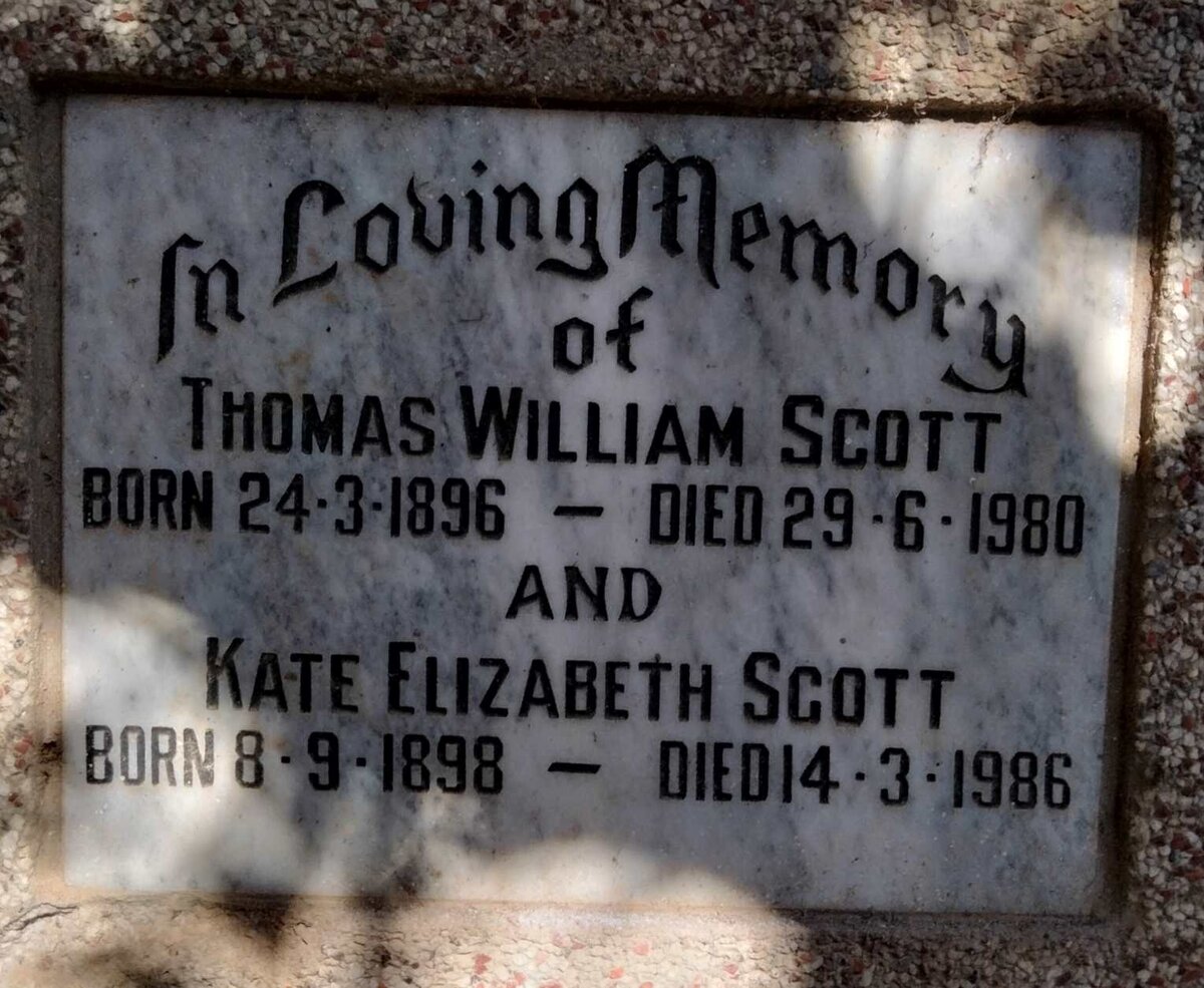 SCOTT Thomas William 1896-1980 & Kate Elizabeth 1898-1986