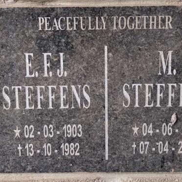 STEFFENS E.F.J. 1903-1982 & M. 1916-2005