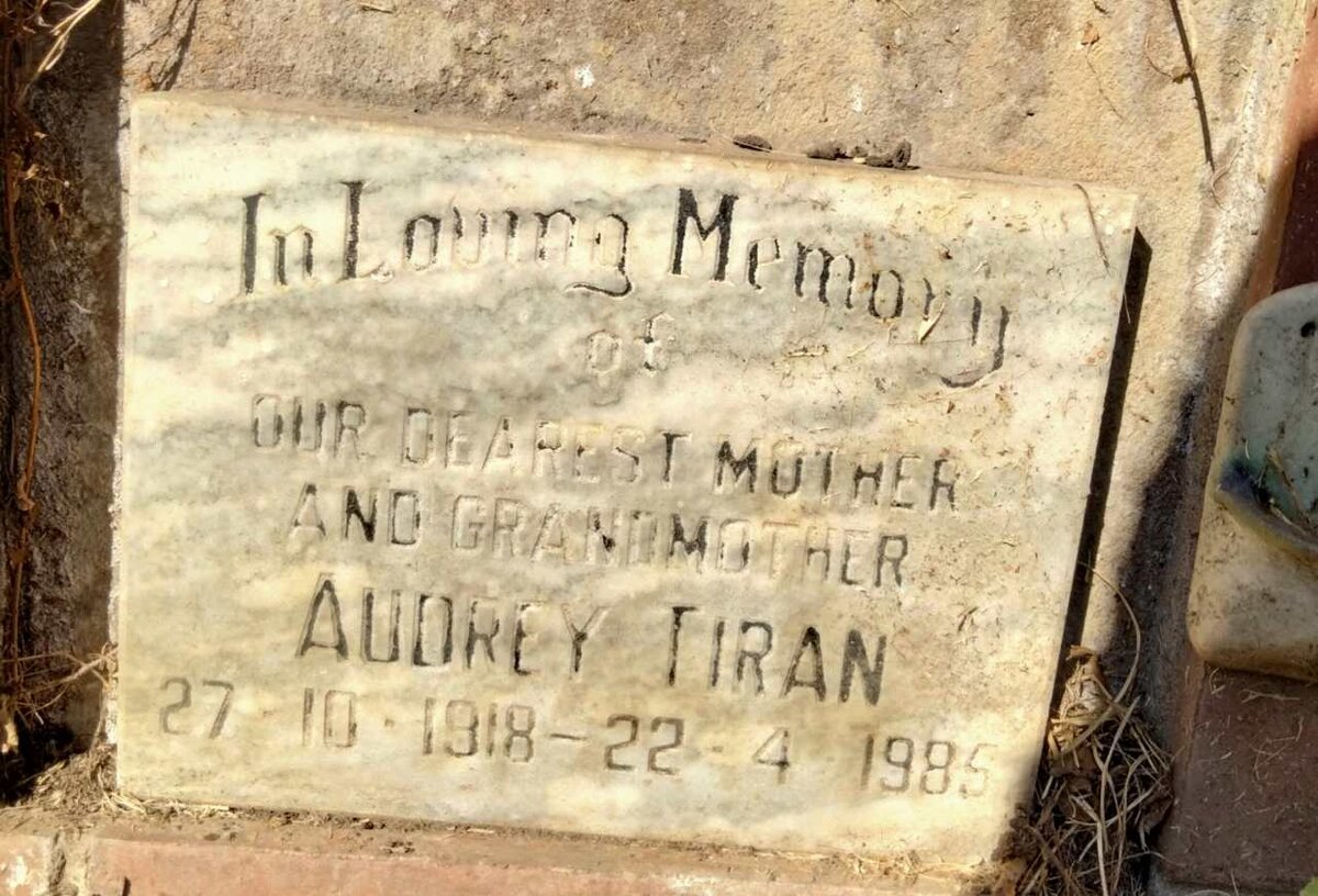 TIRAN Audrey 1918-1985