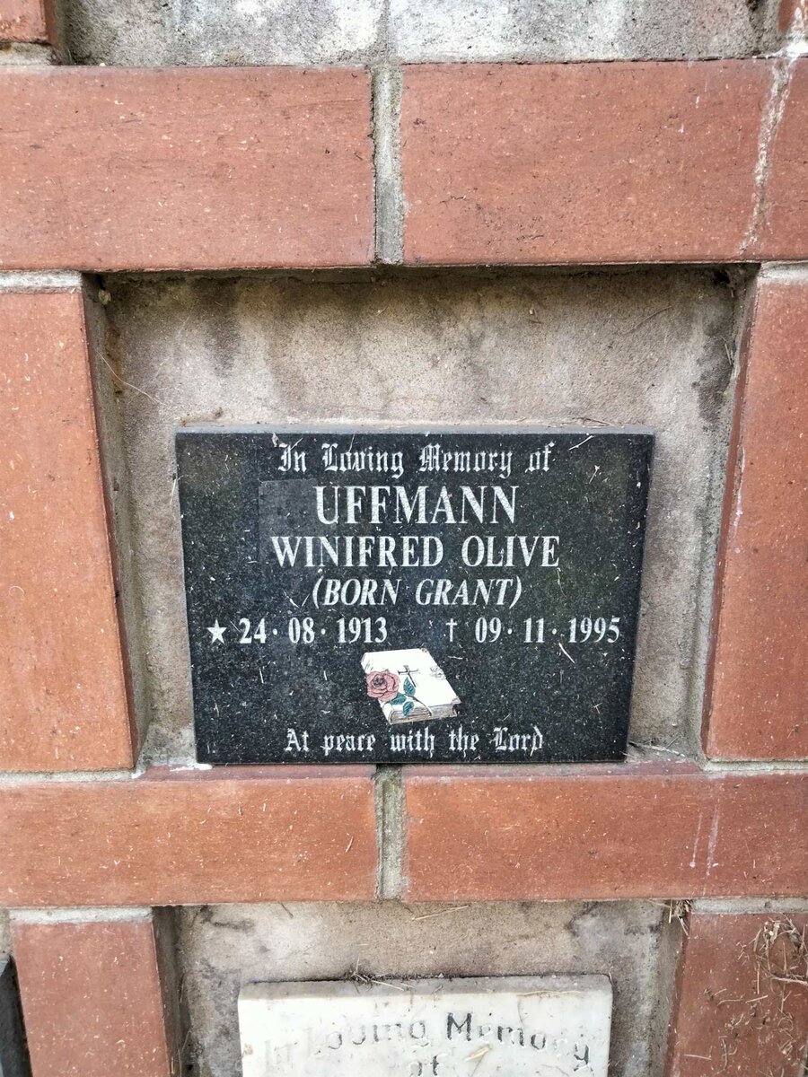 UFFMANN Winifred Olive nee GRANT 1913-1995