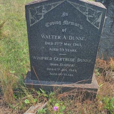 DUNNE Walter A. -1947 & Winifred Gertrude SUMNER -1949