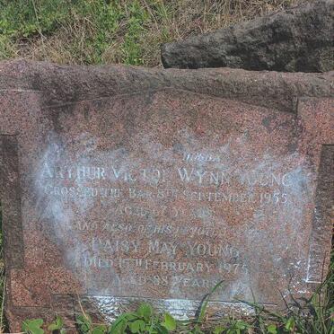 YOUNG Arthur Victor Wynn -1955 & Daisy May -1975