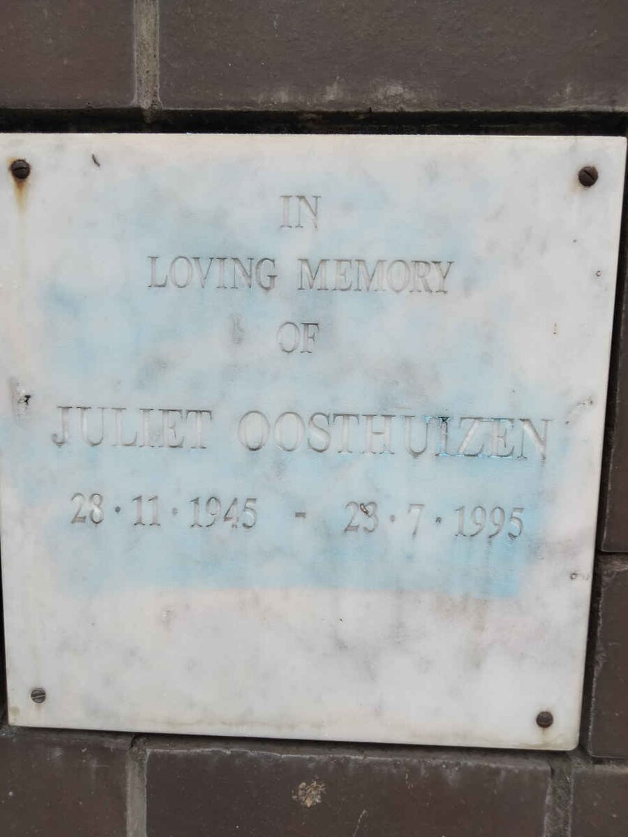 OOSTHUIZEN Juliet 1945-1995