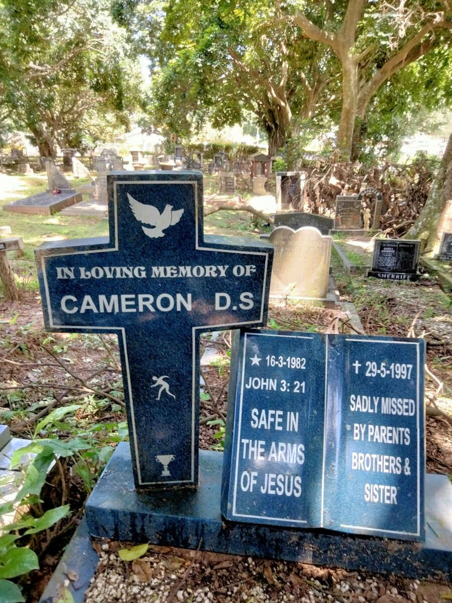 CAMERON D.S. 1982-1997