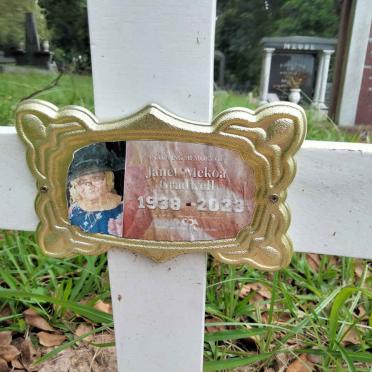 GRADWELL Janet Mekoa 1938-2023