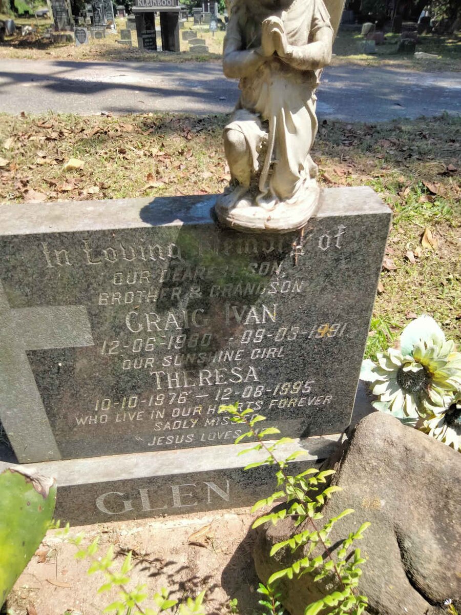 GLEN Theresa 1976-1995 :: GLEN Craig Ivan 1980-1991