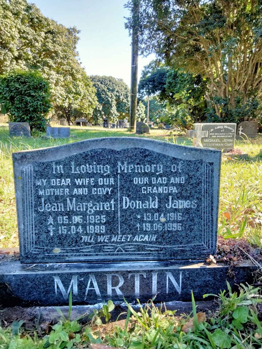MARTIN Donald James 1916-1996 & Jean Margaret 1925-1989