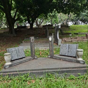 PINHEIRO Marilia 1942-2001 & Helder 1944-1996_1