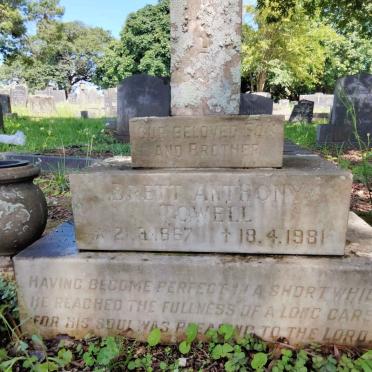 TOWELL Brett Anthony 1967-1981