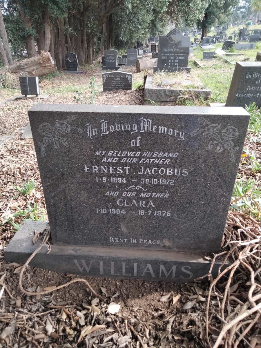 WILLIAMS Ernest Jacobus 1894-1972 &amp; Clara 1904-1975
