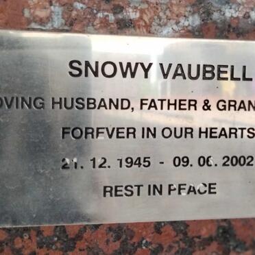 VAUBELL Snowy 1945-2002