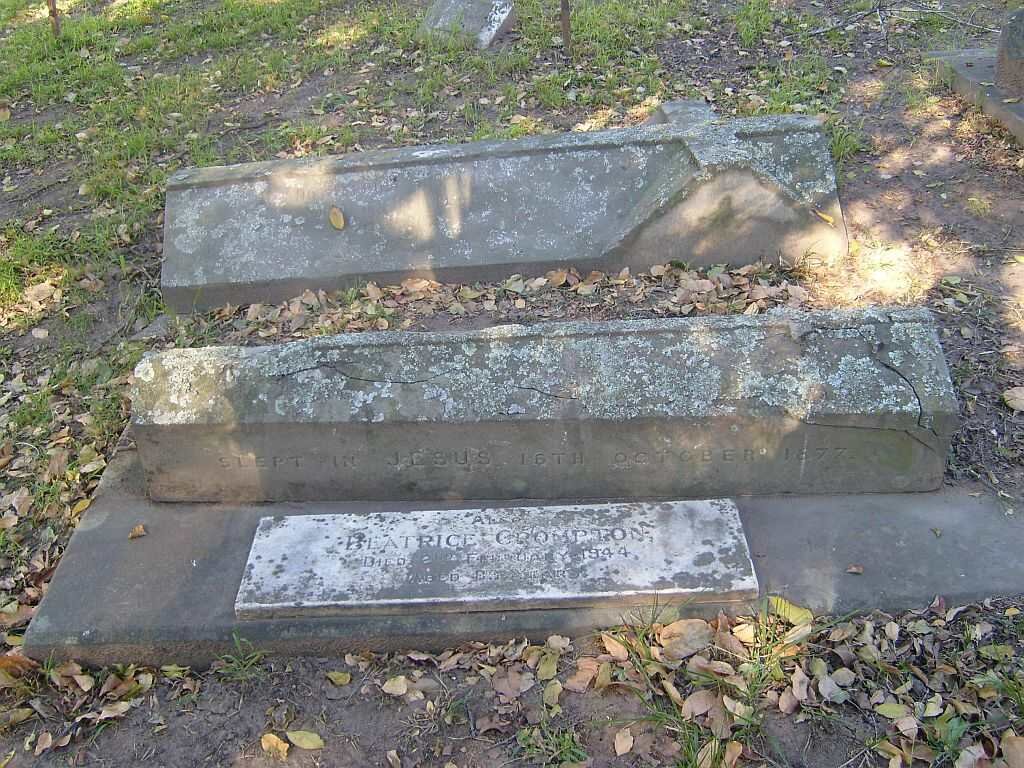 CROMPTON Beatrice  -1944