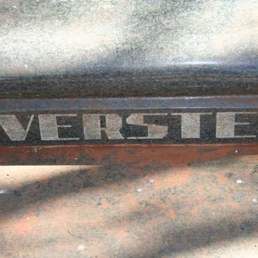 VERSTER GRAVE