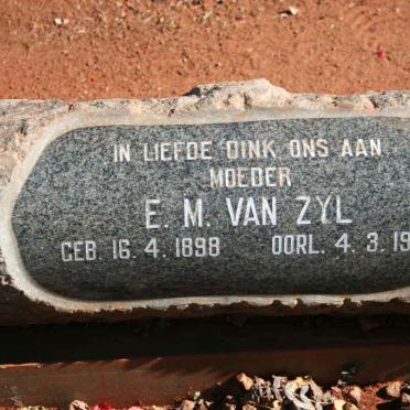 ZYL J.H.P., van 1893-1979 &amp; E.M. 1898-1980
